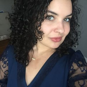 Meet your Posher, Olivia